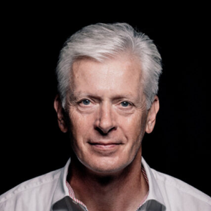01-Hubert-Hausjell-5cbc6ec4cf6fe64g2047baeb4c591916@min640